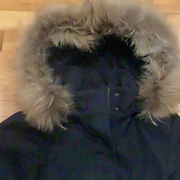 Stunning Hugo Boss coat - Picture 2 of 4